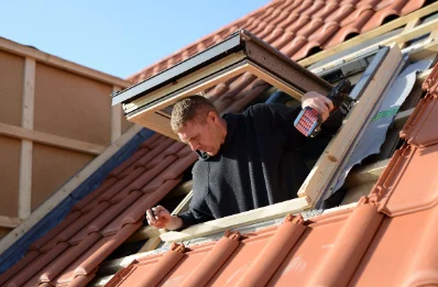 Pose de fenêtres de toit Velux à Chitenay